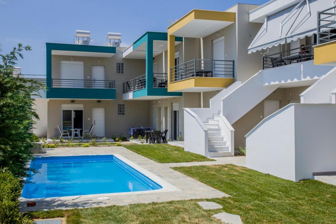 Danai & Palm Residential Complexes Apartment โอฟรีนีออน ภายนอก รูปภาพ